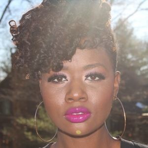 Meet your Posher, Lisa ala